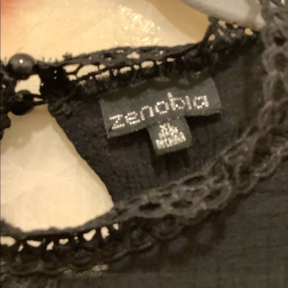 Top - Picture 3 of 5